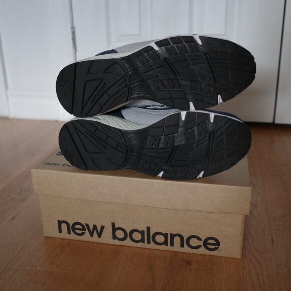 New Balance  Made In UK 991 Sneakers - Navy - Picture 6 of 8